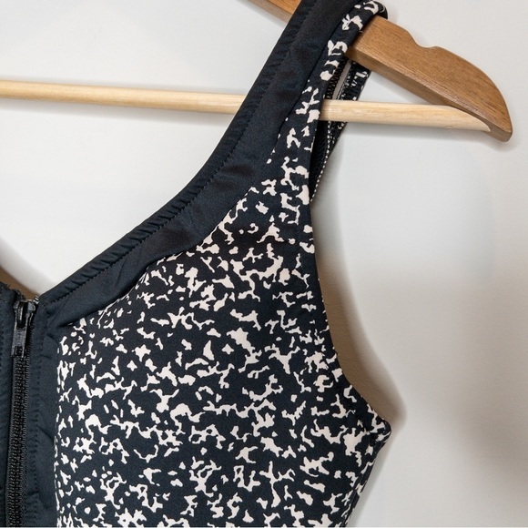 Magicsuit Womens Black and White Spotted Zipper Front One Piece Swimsuit Size 6 - Picture 3 of 12